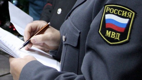 Камчатские полицейские задержали курьера мошенников, похитившего более миллиона рублей